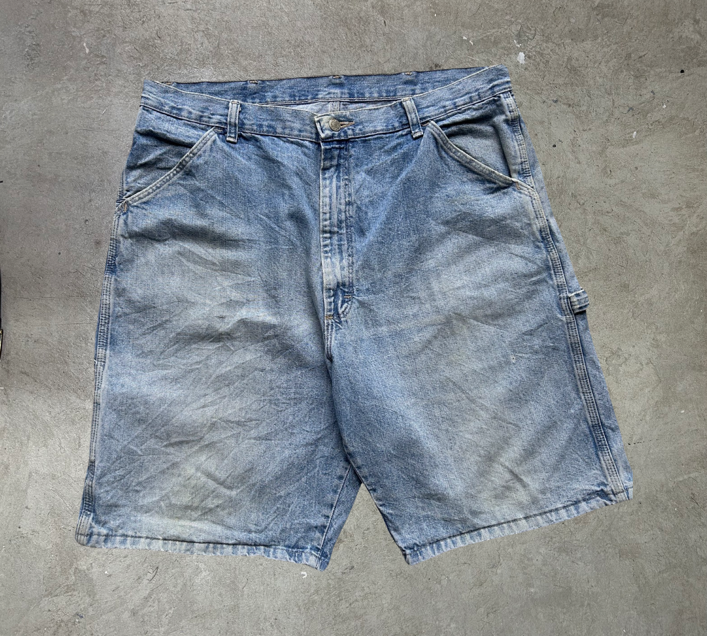 Vintage Wrangler Loose Fit Jorts - W35