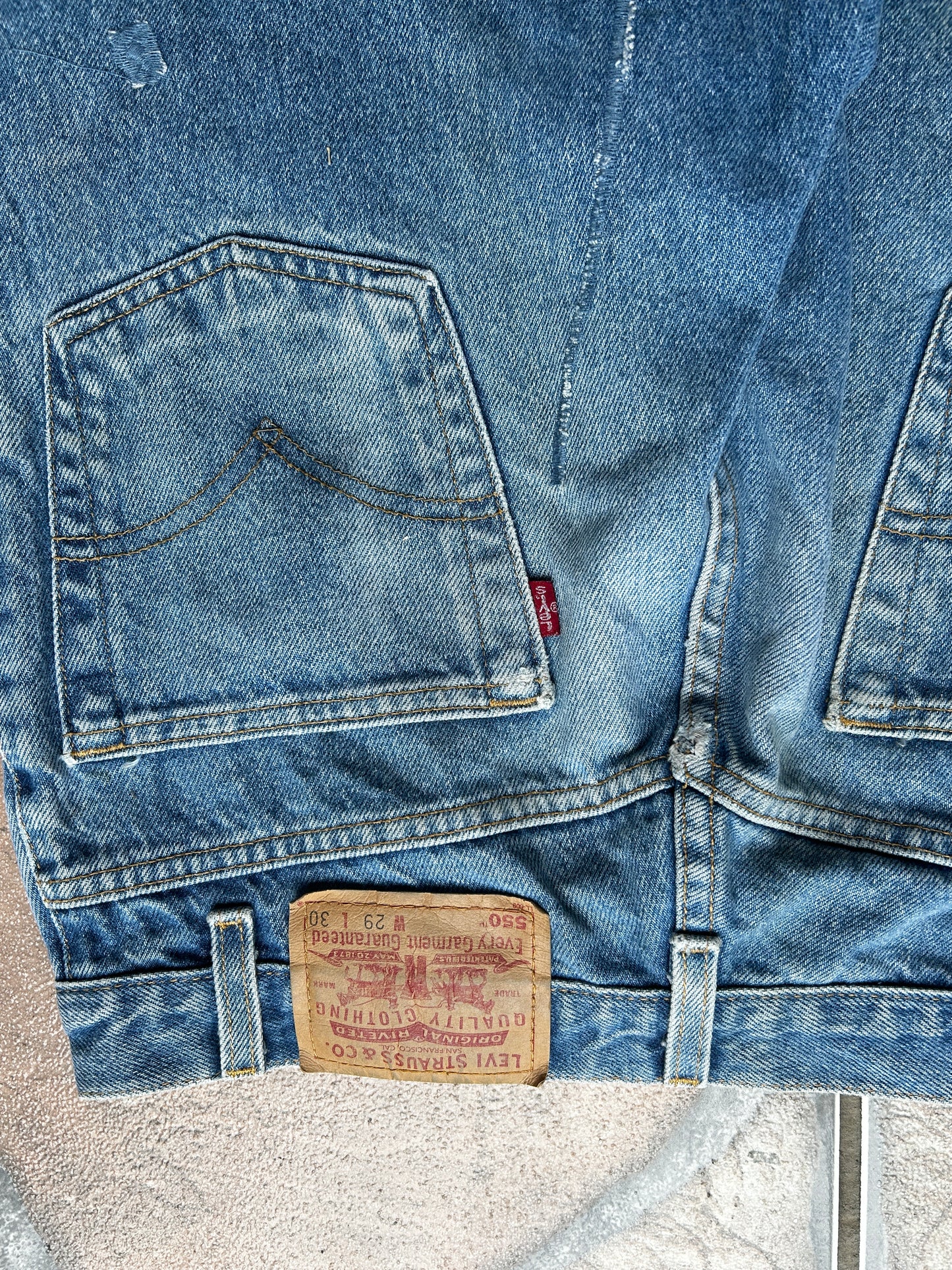 Vintage Levi’s 550s - W28 x L30