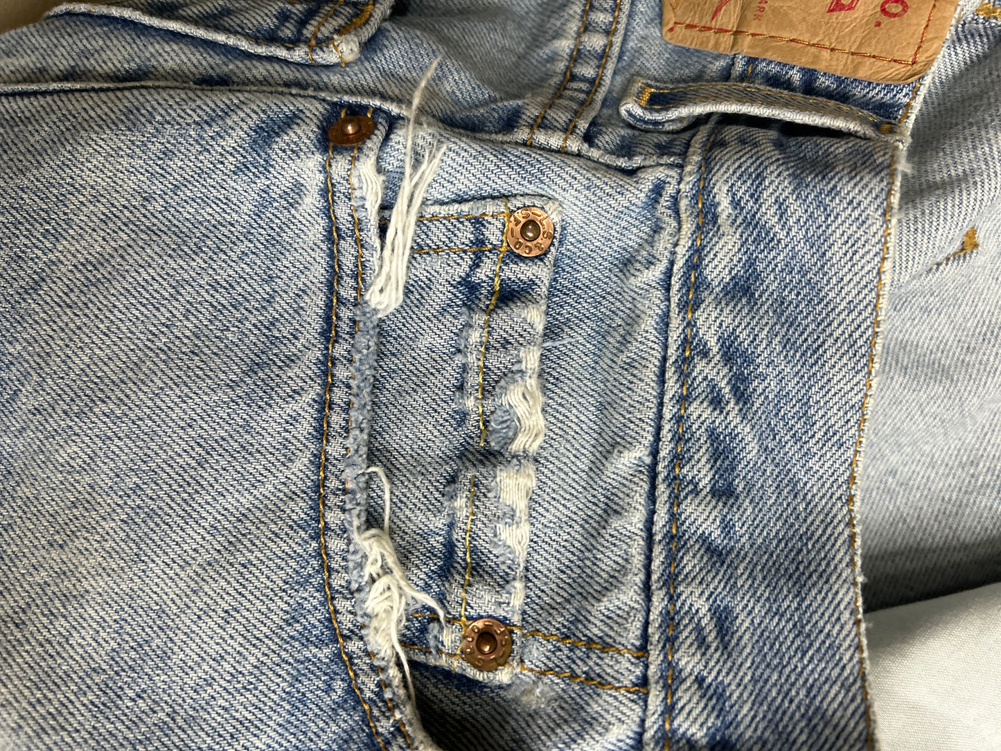 Vintage Levi’s 550s Jorts - W31