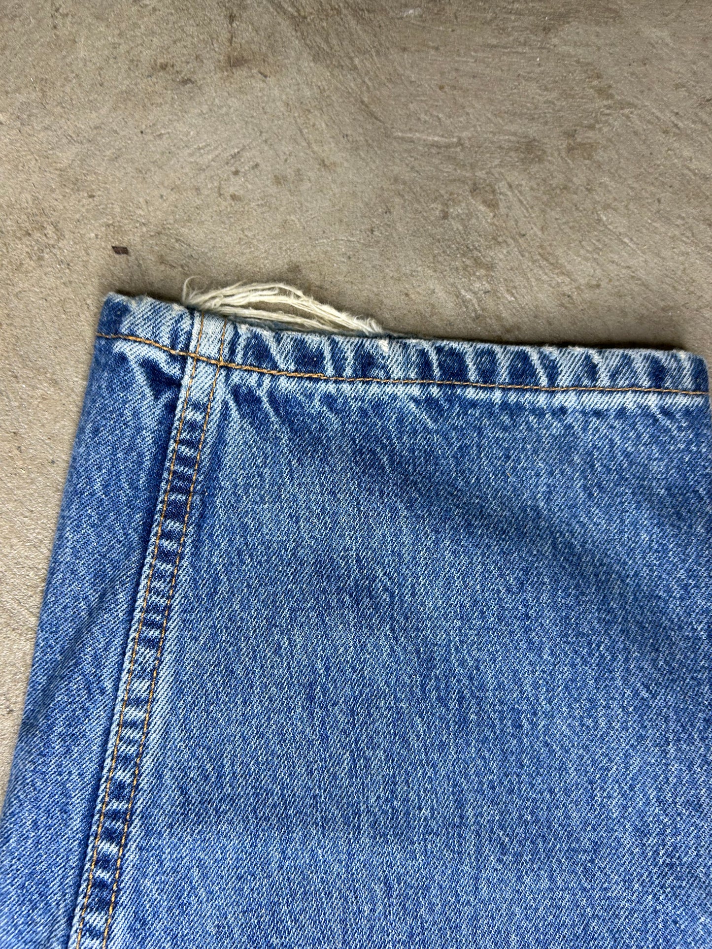 Vintage Loose Fit Levi’s 560 - W32 x L32